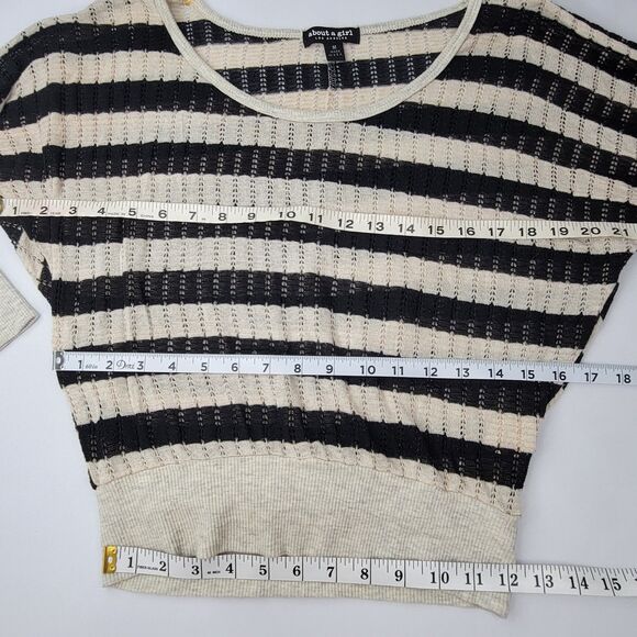 About A Girl vintage black oatmeal raglan knit top medium - Picture 7 of 8